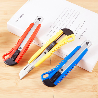 115-五金系列美工刀UK1411